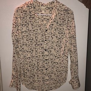 Button down glasses top